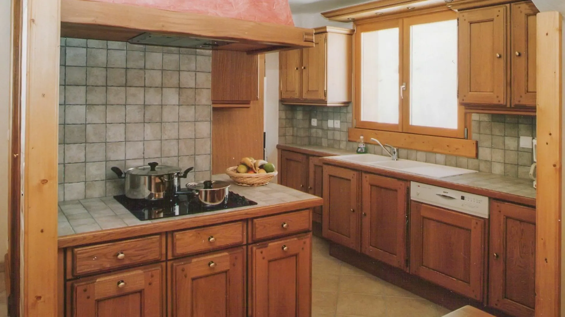 Apartment With 5 Bedrooms In Saint-Martin-De-Belleville, With Wonderfu